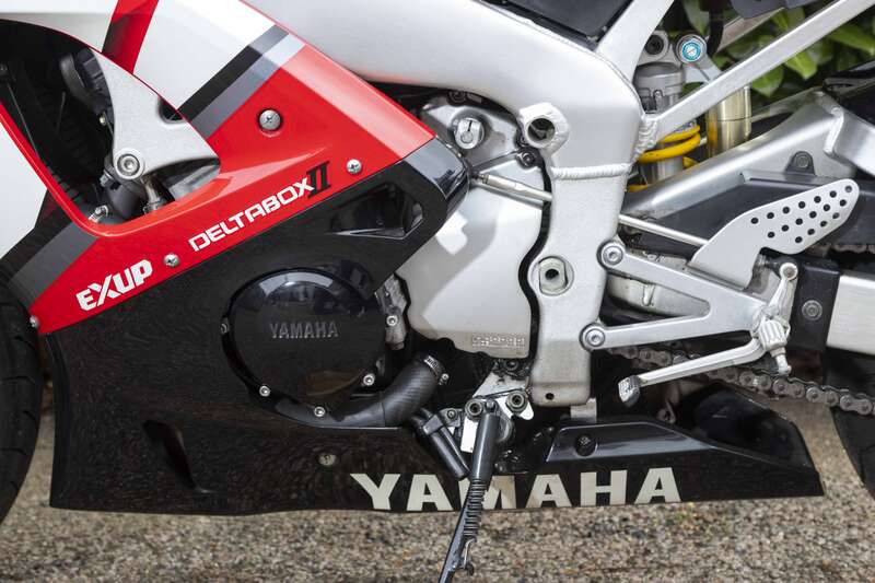 Yamaha R1