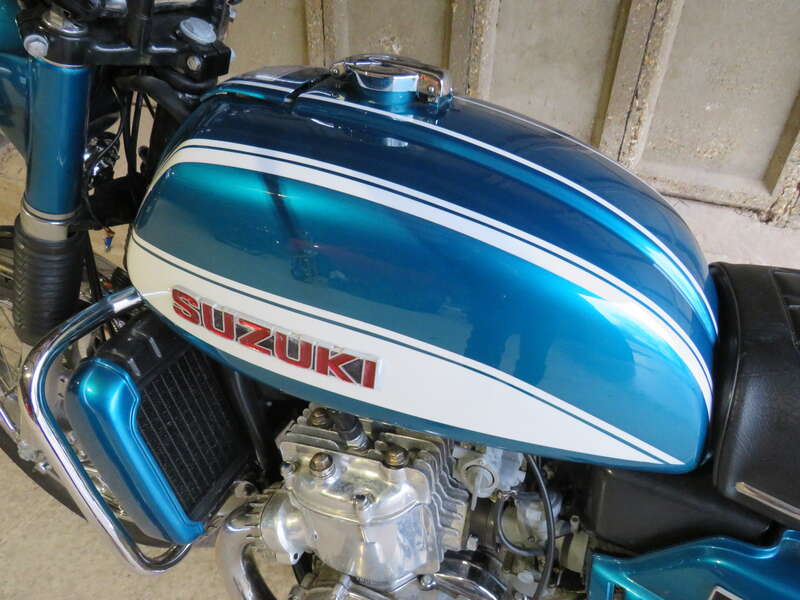 Suzuki GT750J