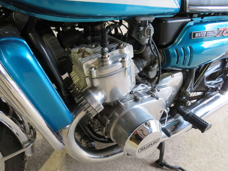 Suzuki GT750J