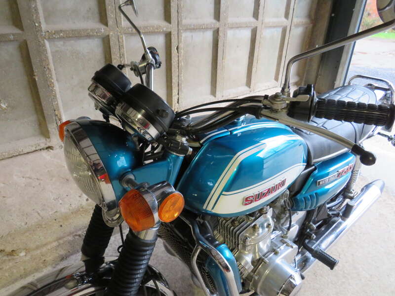 Suzuki GT750J
