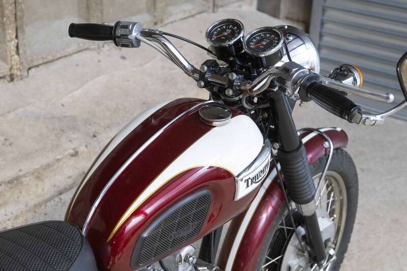 Triumph T100 DAYTONA