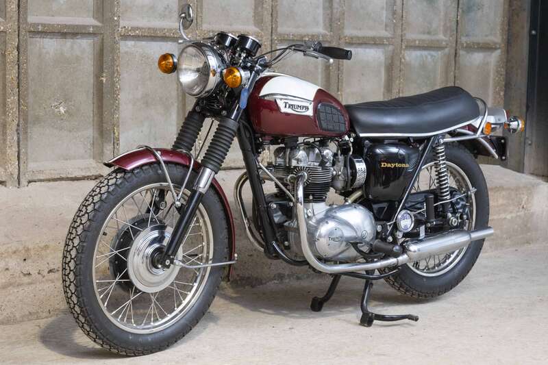 Triumph T100 DAYTONA