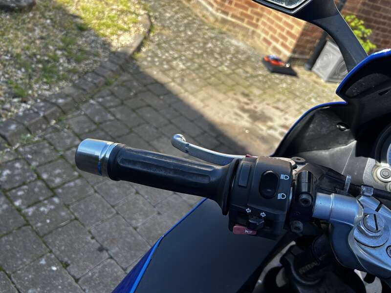 Triumph 1050 SPRINT ST