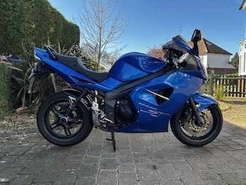 Used Triumph 1050 SPRINT ST 2005 for sale - bike-78087574: Photo