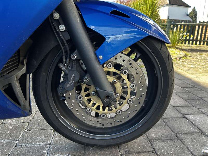 Triumph 1050 SPRINT ST