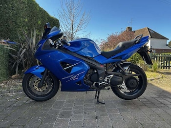 Used Triumph 1050 SPRINT ST 2005 for sale - bike-78087574: Photo