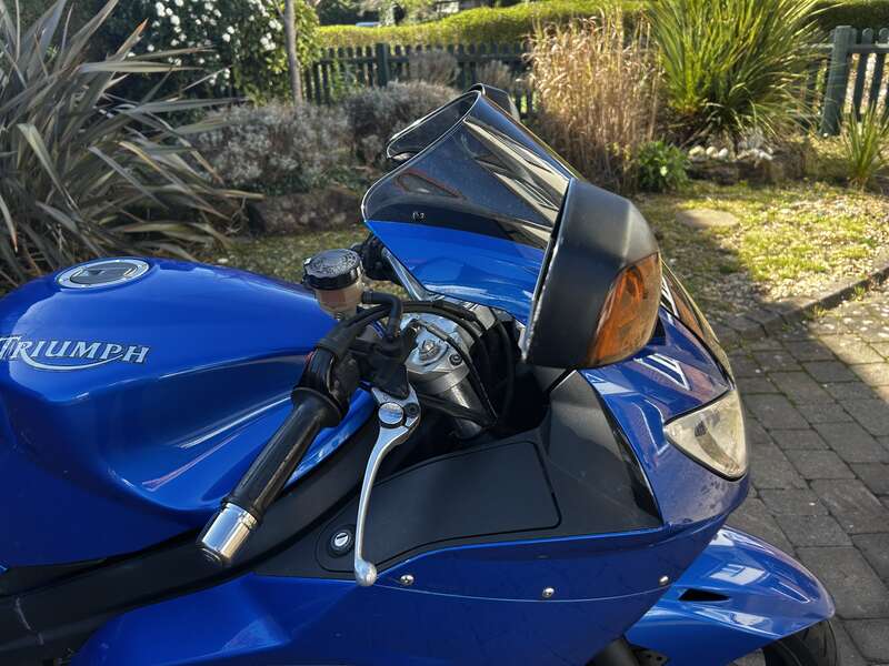 Triumph 1050 SPRINT ST