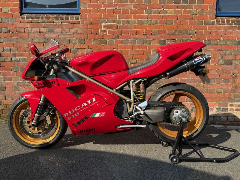 Ducati 916 BIPOSTO