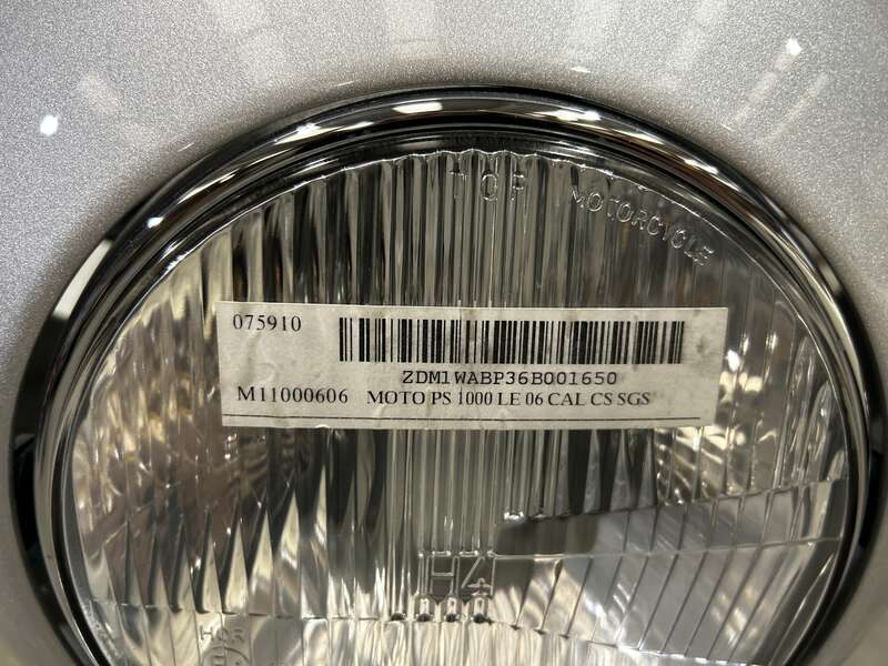 Ducati 1000LE PAUL SMART REPLICA