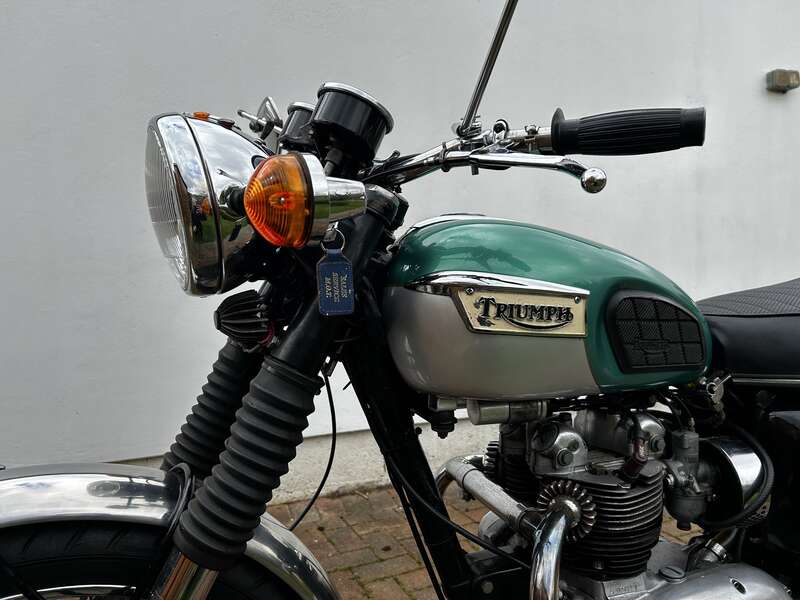 Triumph T100R DAYTONA