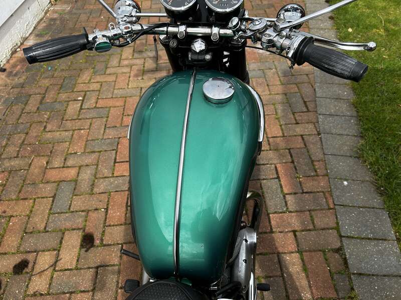 Triumph T100R DAYTONA