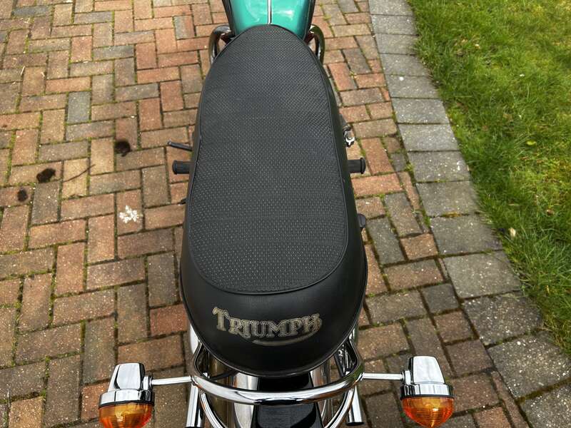 Triumph T100R DAYTONA