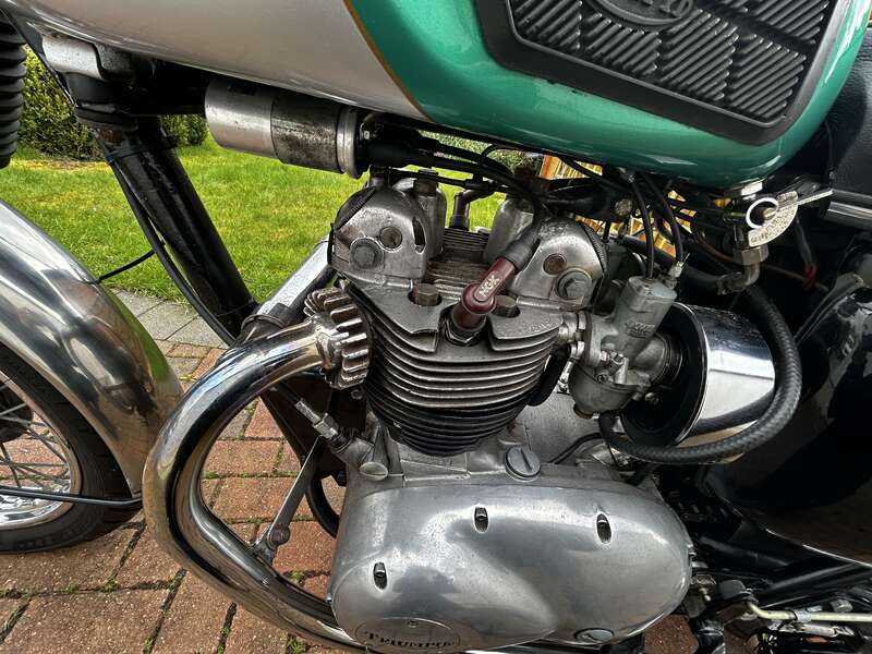 Triumph T100R DAYTONA