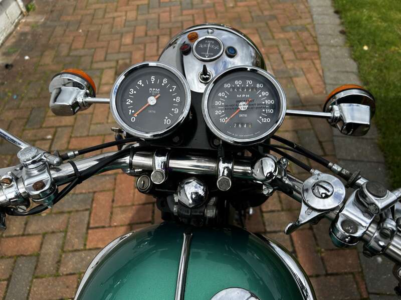 Triumph T100R DAYTONA