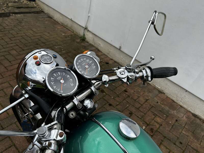 Triumph T100R DAYTONA