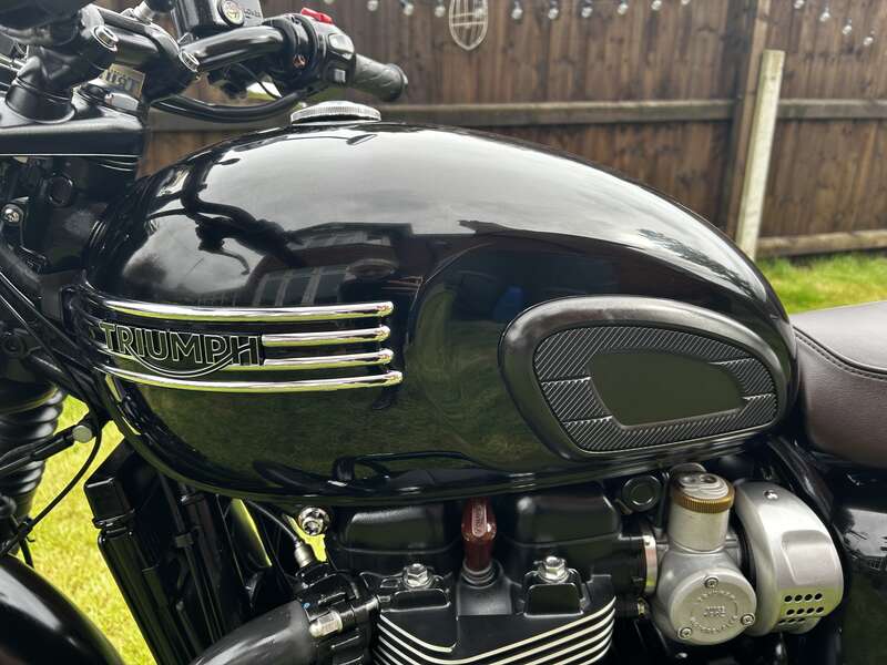 Triumph T120 BONNEVILLE