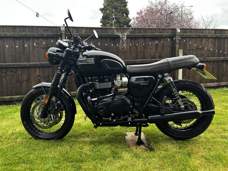 Triumph T120 BONNEVILLE