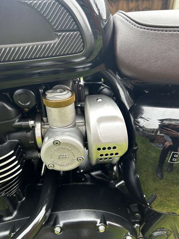 Triumph T120 BONNEVILLE