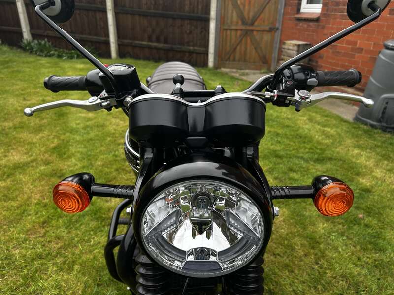 Triumph T120 BONNEVILLE