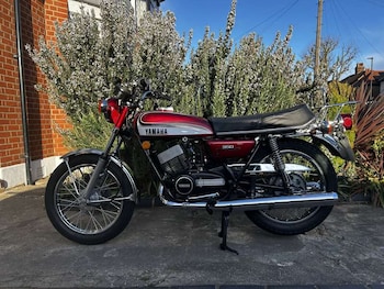 Used Yamaha RD350 2023 for sale - bike-78102183: Photo