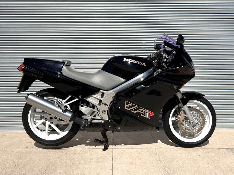 Used Honda VFR750FL RC36 1991 for sale - 78763674: Photo 1