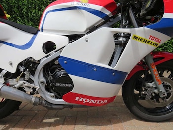 Used Honda VF500F2F 1986 for sale - bike-78855792: Photo