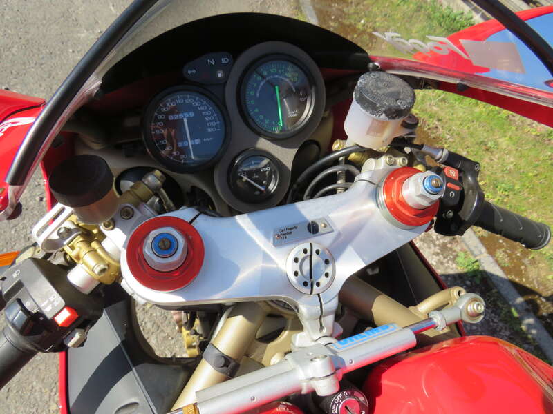 Used Ducati 916 CARL FOGARTY REPLICA 2000 for sale - 78385145: Photo 11