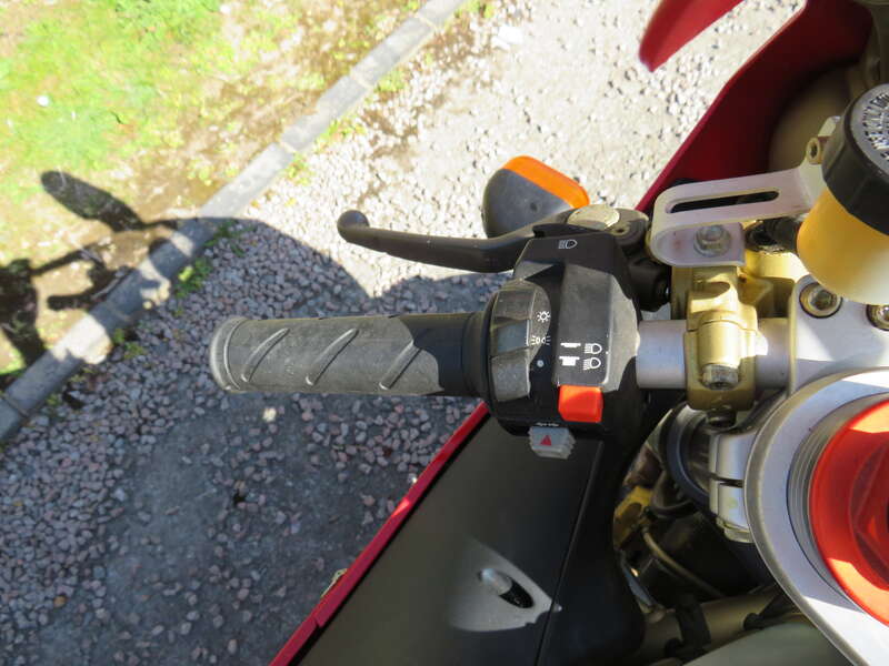 Used Ducati 916 CARL FOGARTY REPLICA 2000 for sale - 78385145: Photo 15