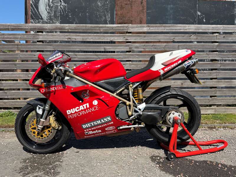 Used Ducati 916 CARL FOGARTY REPLICA 2000 for sale - 78385145: Photo 2