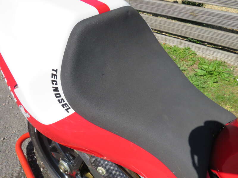 Used Ducati 916 CARL FOGARTY REPLICA 2000 for sale - 78385145: Photo 21