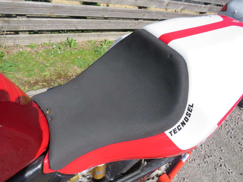 Used Ducati 916 CARL FOGARTY REPLICA 2000 for sale - 78385145: Photo 22