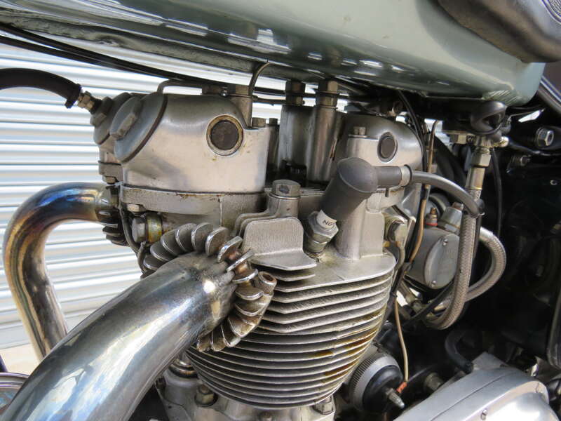 Triumph T100 TIGER