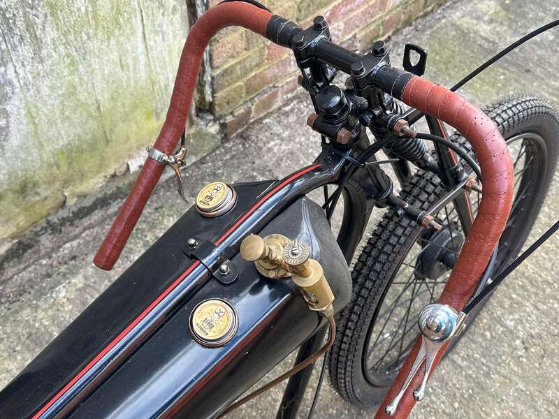 Triumph BOARD RACER 500CC