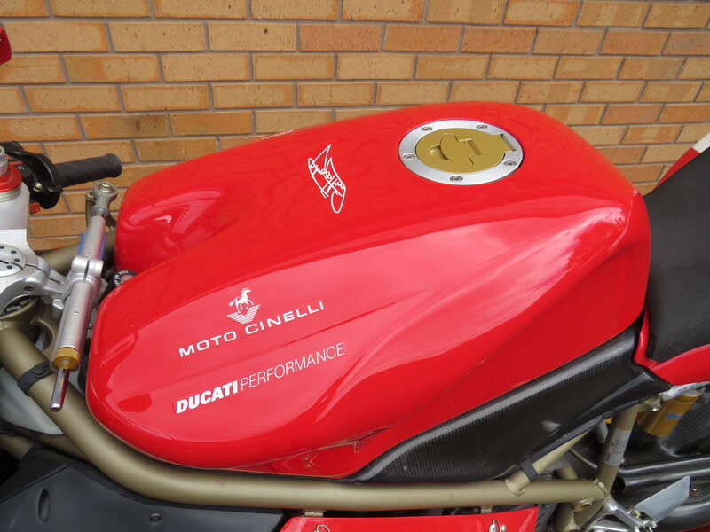 Used Ducati 916 CARL FOGARTY REPLICA 2000 for sale - 78539705: Photo 18
