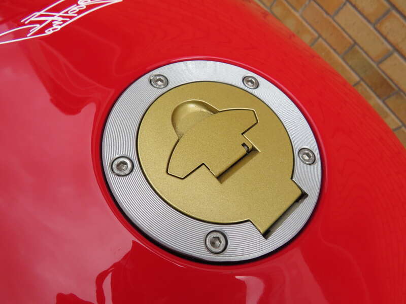 Used Ducati 916 CARL FOGARTY REPLICA 2000 for sale - 78539705: Photo 19
