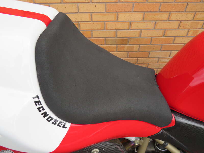 Used Ducati 916 CARL FOGARTY REPLICA 2000 for sale - 78539705: Photo 20