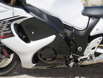 Used Suzuki GSX1300 RA L7 2018 for sale - bike-77994461: Photo