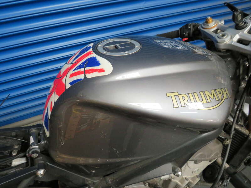 Used Triumph DAYTONA 675 2006 for sale - 78539708: Photo 12
