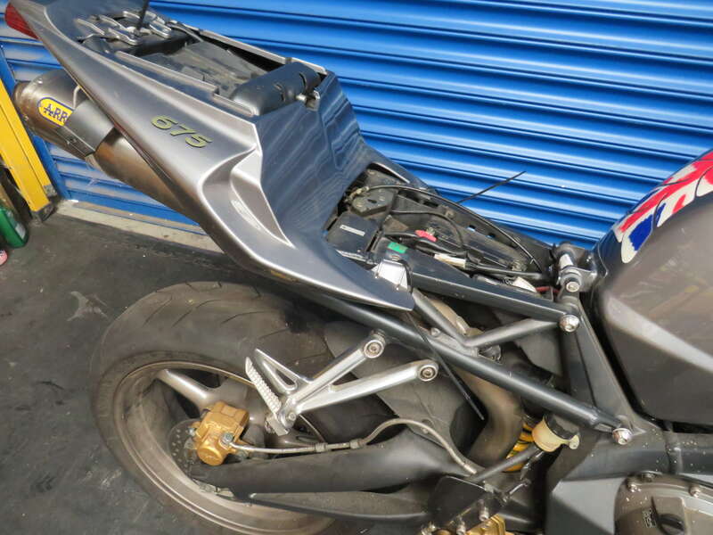 Used Triumph DAYTONA 675 2006 for sale - 78539708: Photo 15