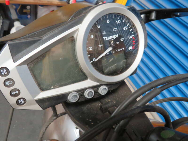Used Triumph DAYTONA 675 2006 for sale - 78539708: Photo 8