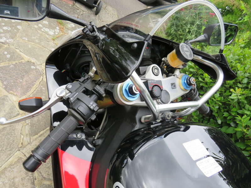 Used Honda VTR 2005 for sale - 78879707: Photo 11