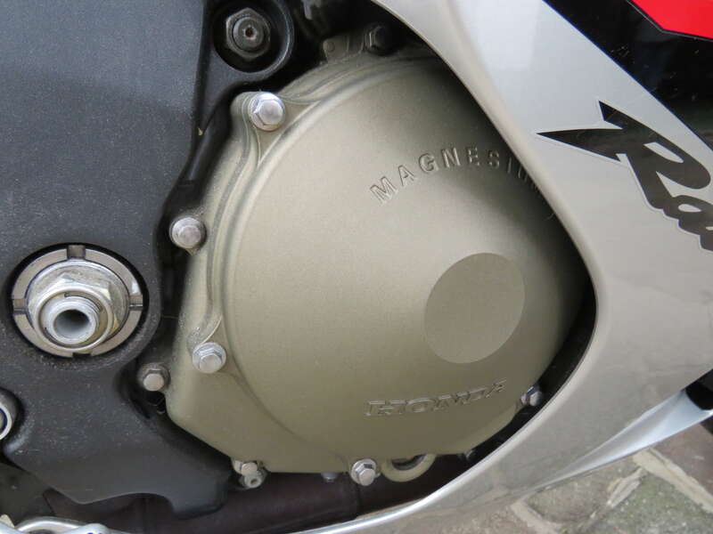 Used Honda VTR 2005 for sale - 78879707: Photo 19