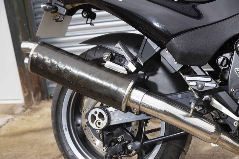 Triumph SPEED TRIPLE