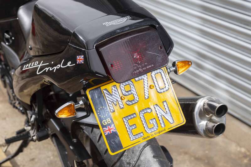 Triumph SPEED TRIPLE