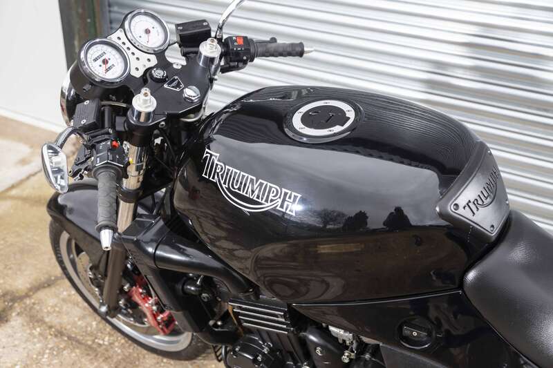 Triumph SPEED TRIPLE