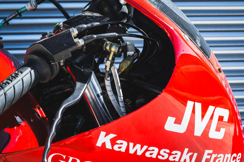 Used Kawasaki GPX750R SUPERBIKE for sale - 78481752: Photo 11