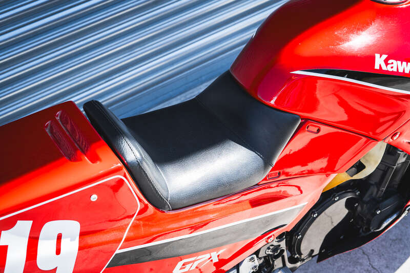 Used Kawasaki GPX750R SUPERBIKE for sale - 78481752: Photo 15