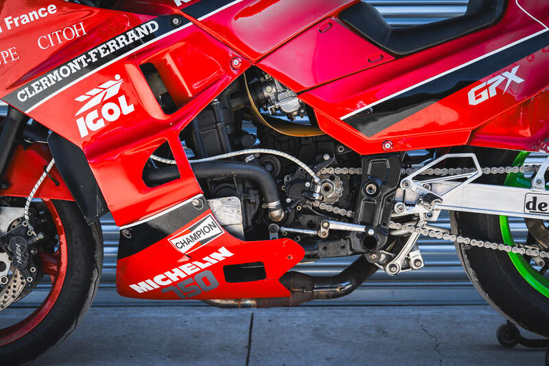 Used Kawasaki GPX750R SUPERBIKE for sale - 78481752: Photo 6