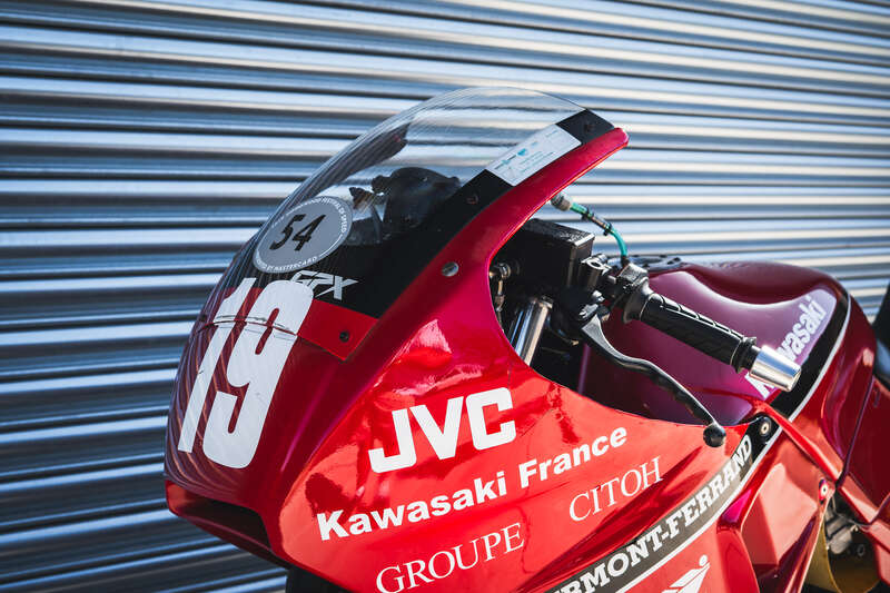 Used Kawasaki GPX750R SUPERBIKE for sale - 78481752: Photo 8
