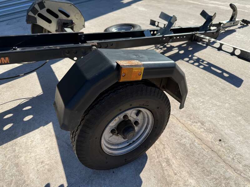 Used MOTOLUG SE COLLAPSIBLE SINGLE-BIKE TRAILER for sale - 78637399: Photo 6